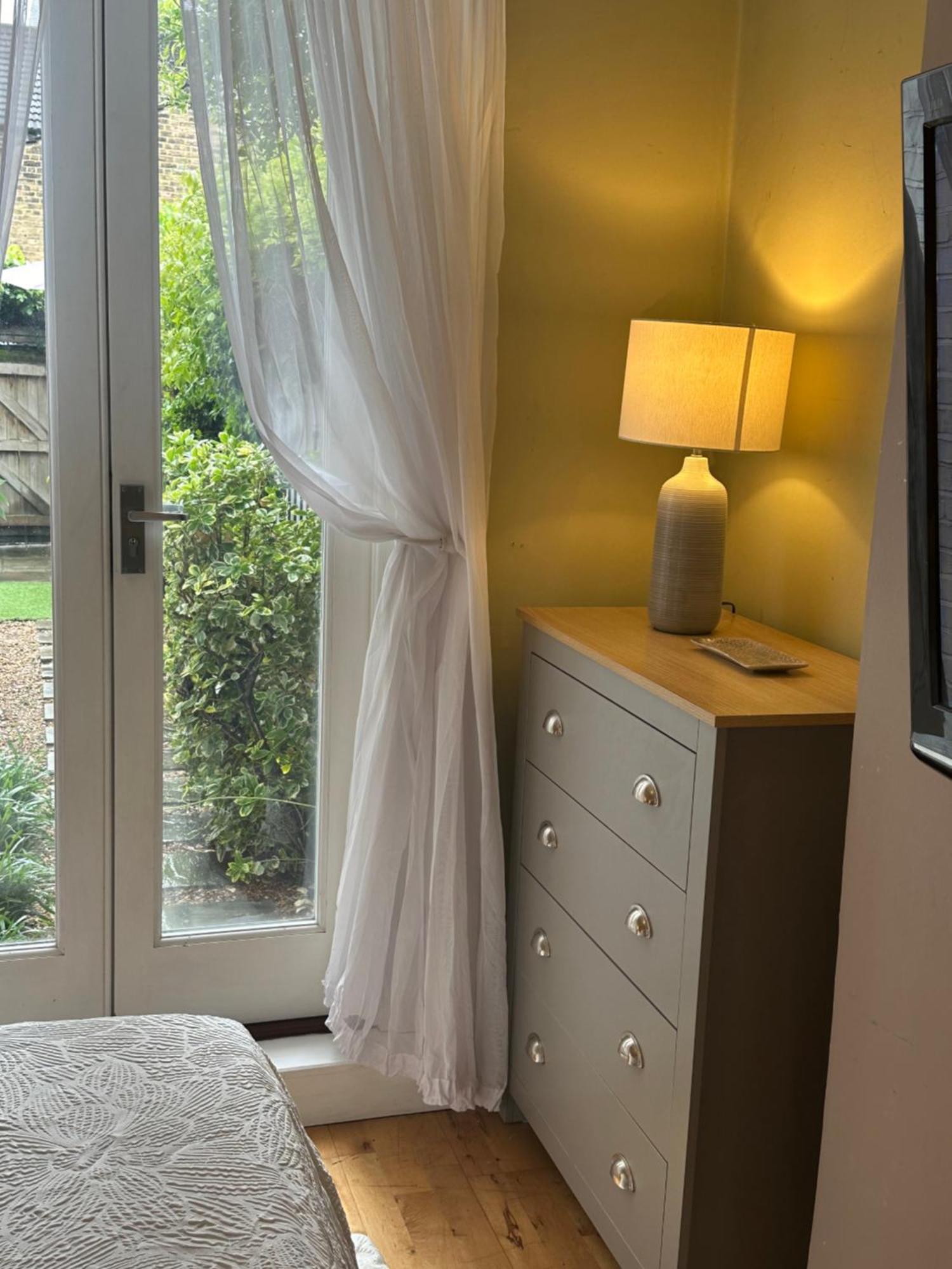 My Sky Secret Garden 1 Bedroom Londres Exterior foto