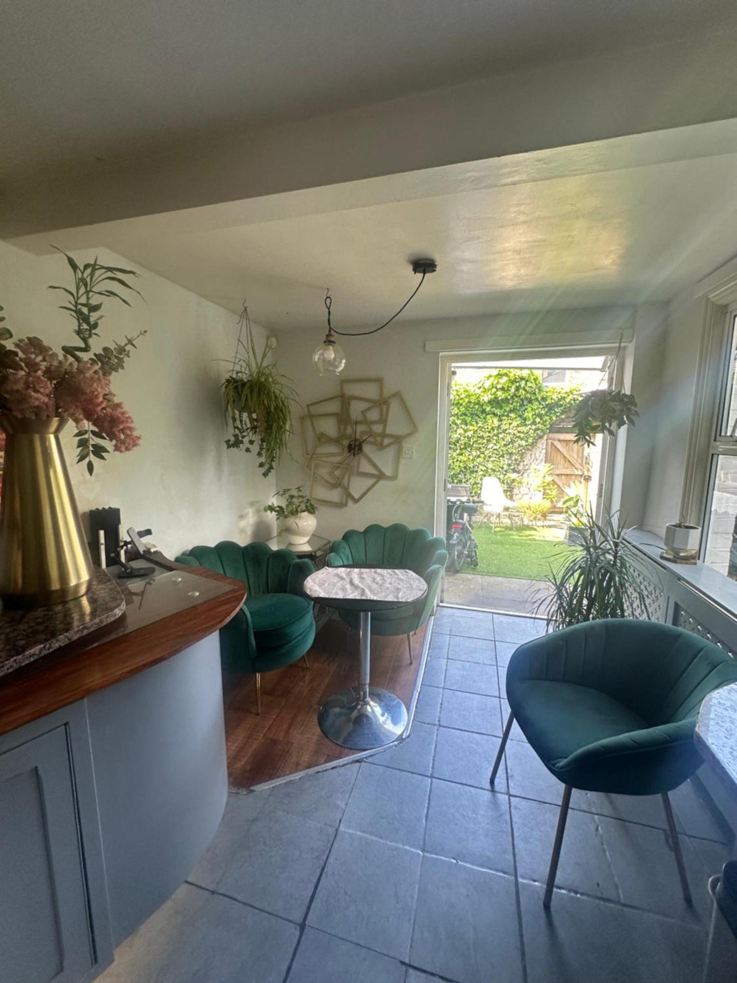My Sky Secret Garden 1 Bedroom Londres Exterior foto
